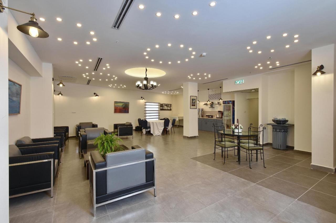 Pearl Of The Valley Hotel Kfar Tavor Extérieur photo