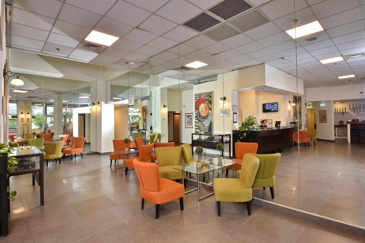 Pearl Of The Valley Hotel Kfar Tavor Extérieur photo