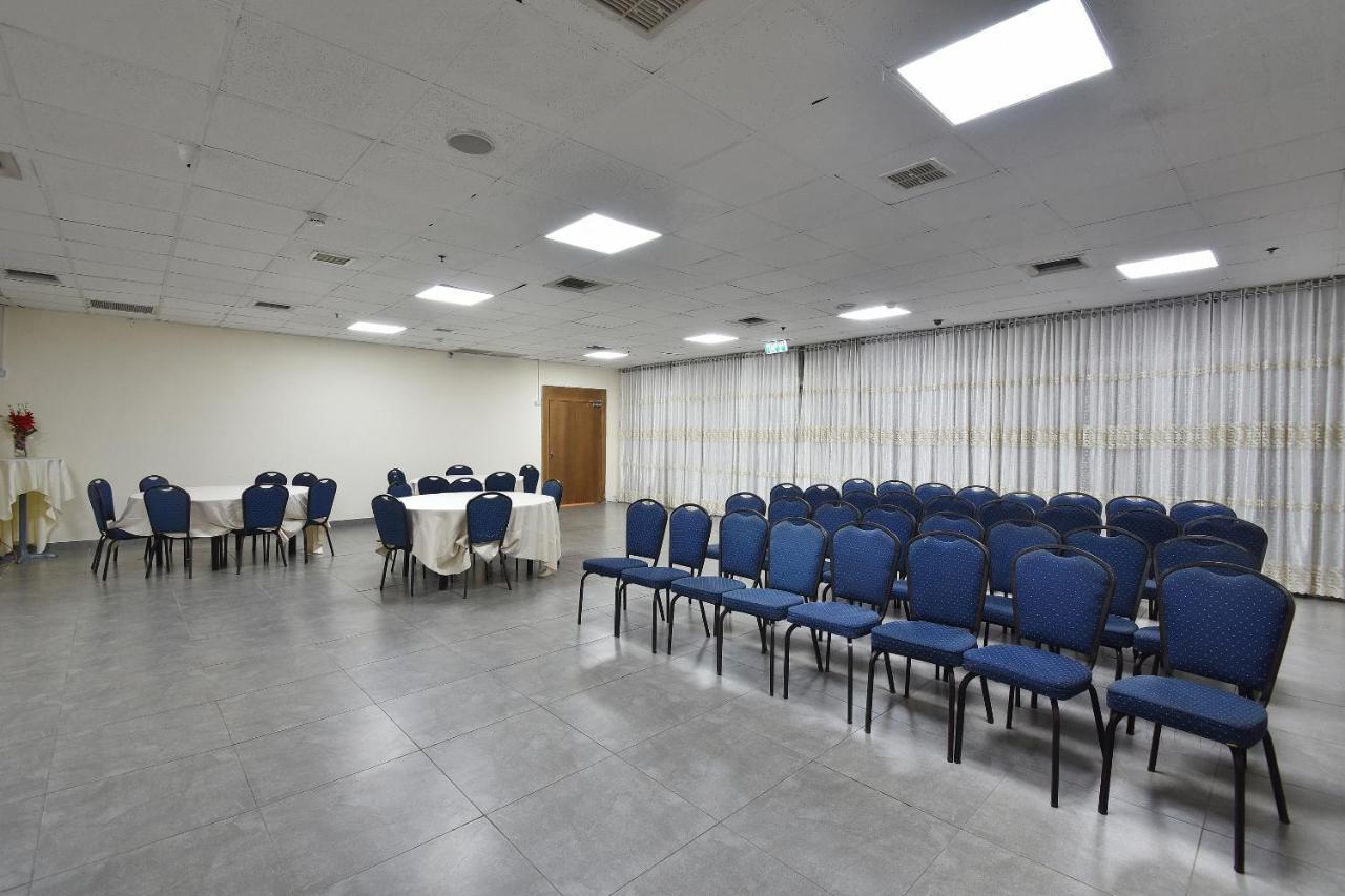 Pearl Of The Valley Hotel Kfar Tavor Extérieur photo