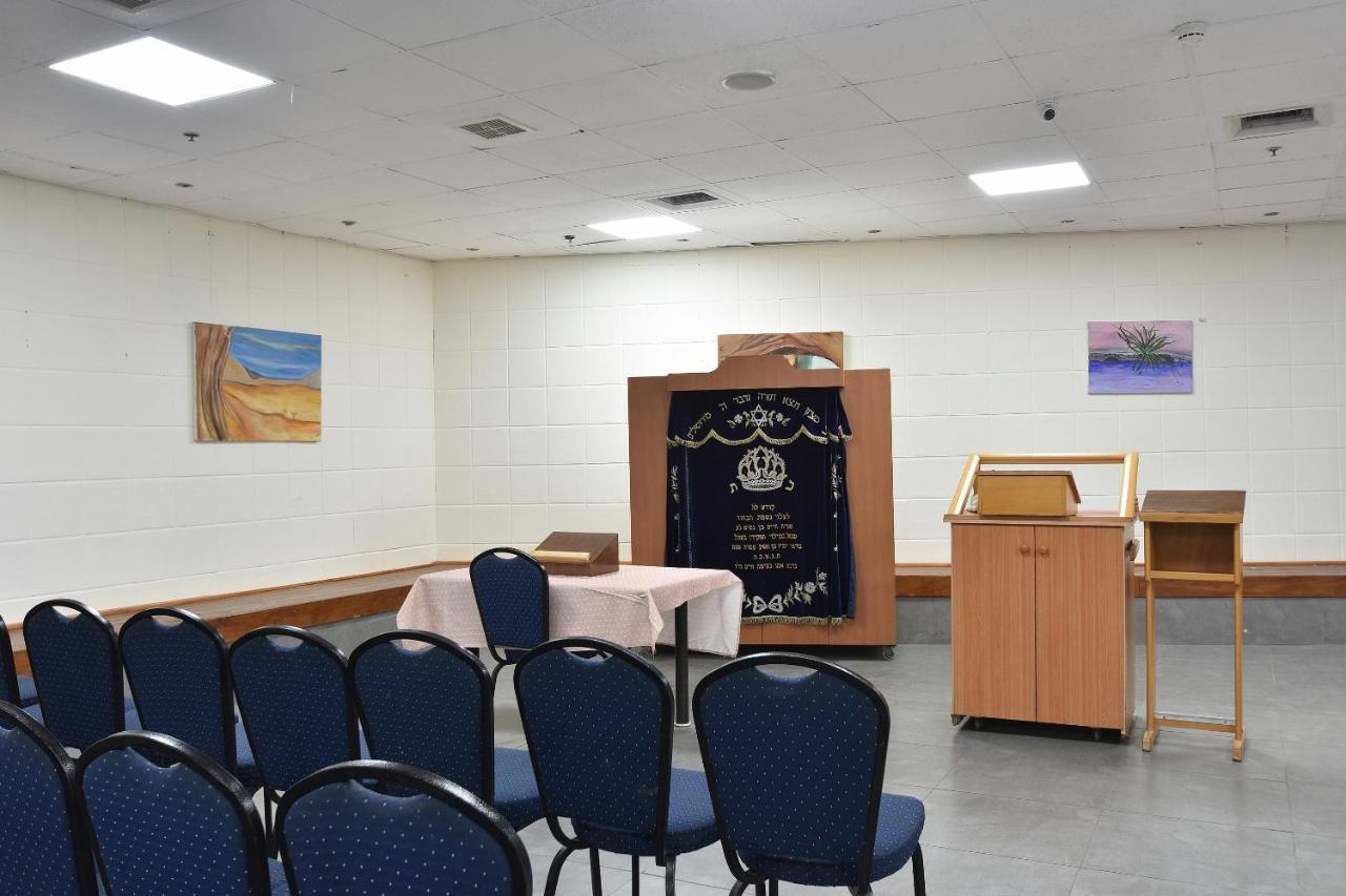 Pearl Of The Valley Hotel Kfar Tavor Extérieur photo